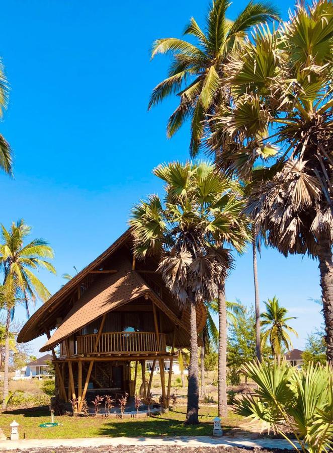 Tanoma Sumba Hotel Maujawa Exterior foto